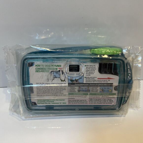 Fuji QuickSnap Waterproof Disposable Camera 27 Exp. Brand New In Package - Picture 3 of 5